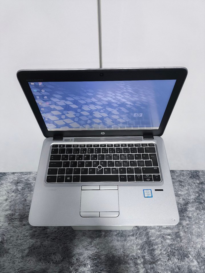 IO975_HP ELITEBOOK 820 G3 NOTEBOOK - Görsel 3