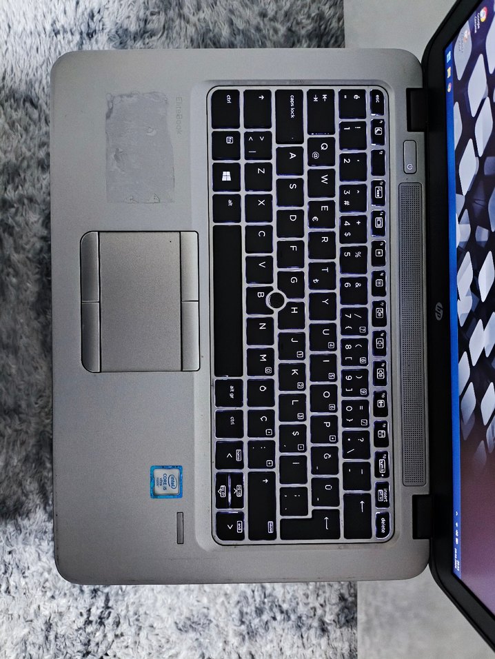 IO973_HP ELITEBOOK 820 G3 NOTEBOOK - Görsel 4