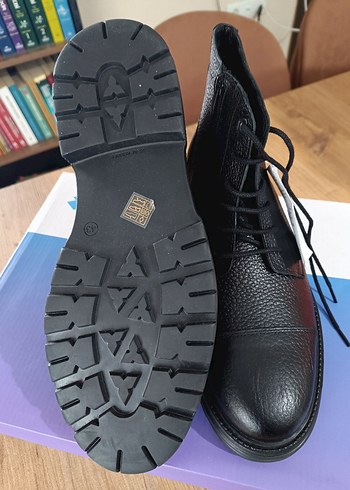 Siyah Bağcıklı Erkek Deri Kauçuk Bot - Görsel 3