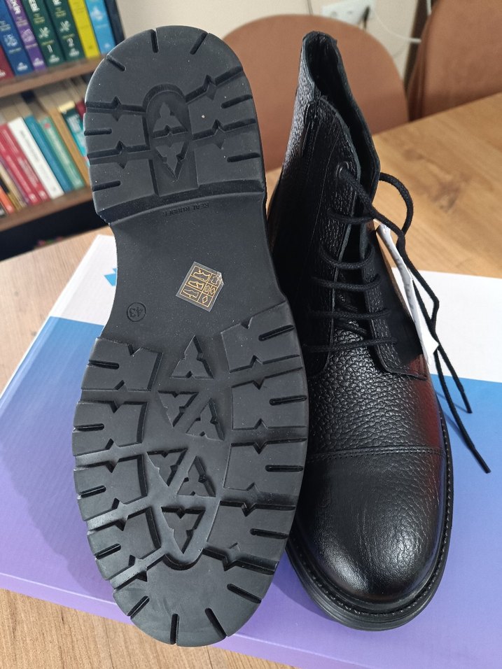 Siyah Bağcıklı Erkek Deri Kauçuk Bot - Görsel 3