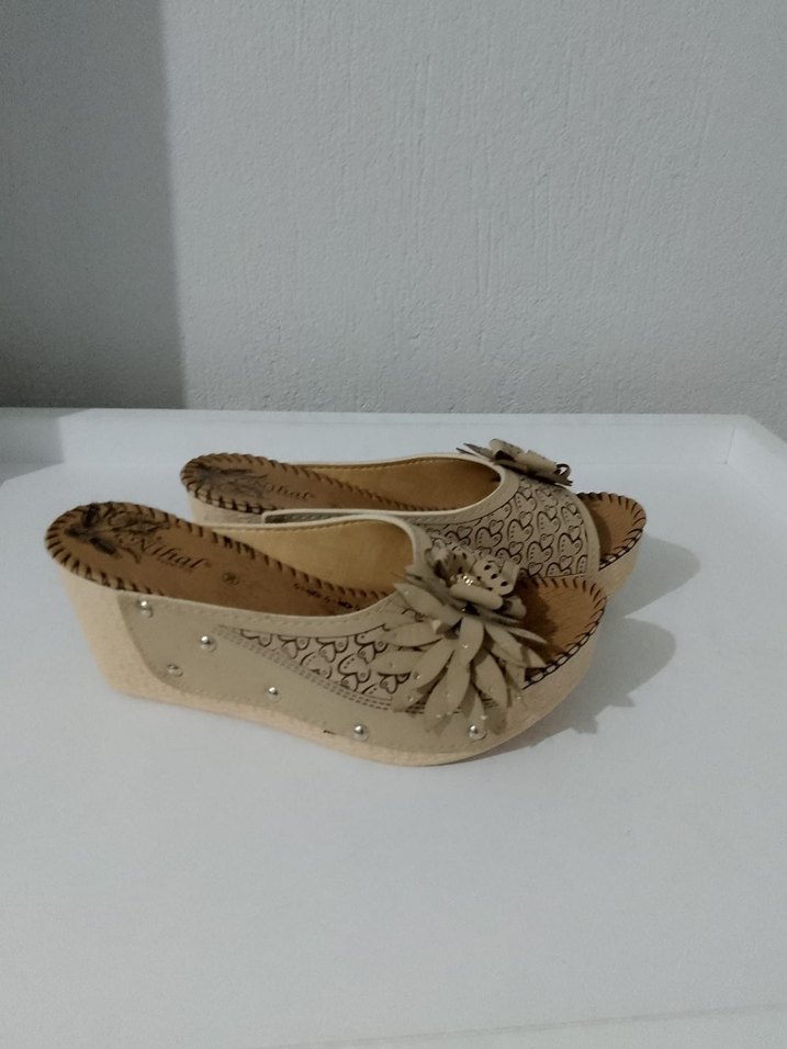 Bej Süet Tokalı Blok Topuklu Abiye Ayakkabı - Görsel 3