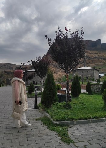 Uzun, Gevşek Kesim Triko Kadın Kaban #şişme mont # yelek - Görsel 3