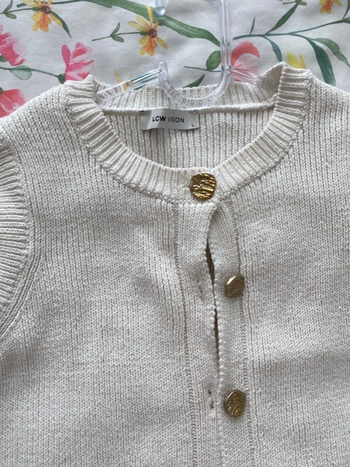 Gri Düğmeli Triko Hırka - Görsel 2