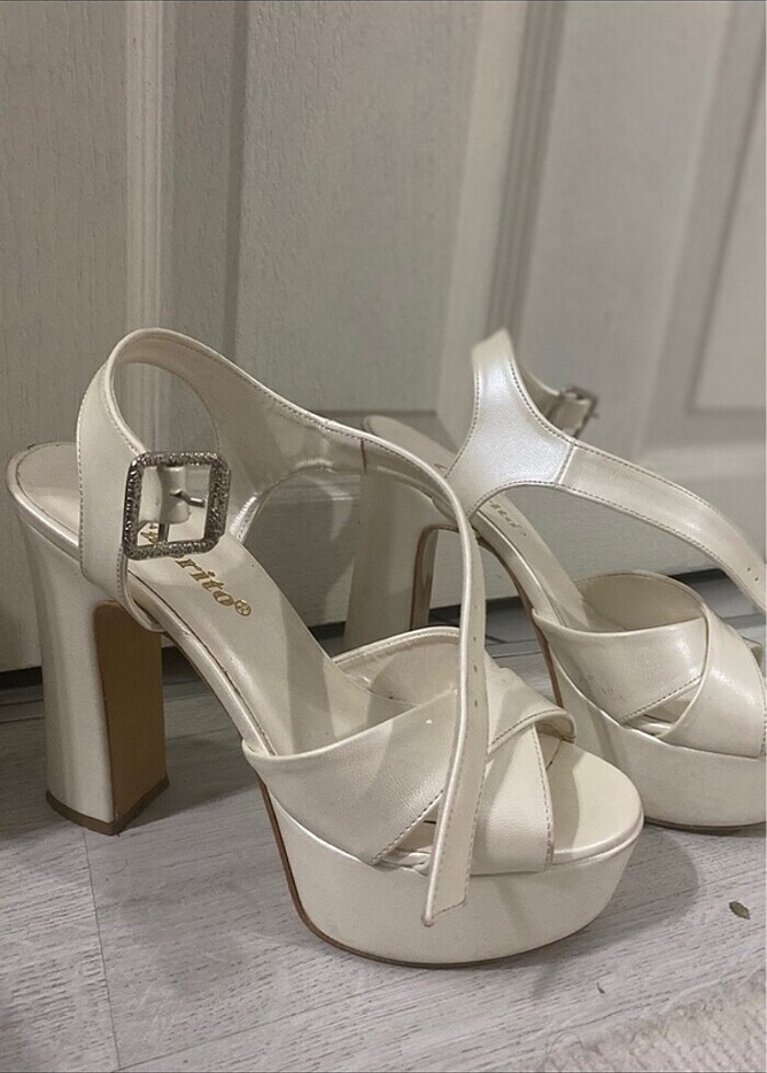 Topuklu ayakkabı #gelinlikayakkabısı - Görsel 3