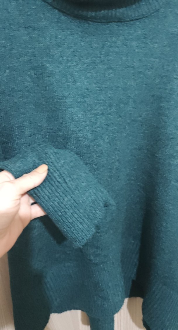 Kadın Yeşil Boğazlı Triko Kazak - Görsel 3