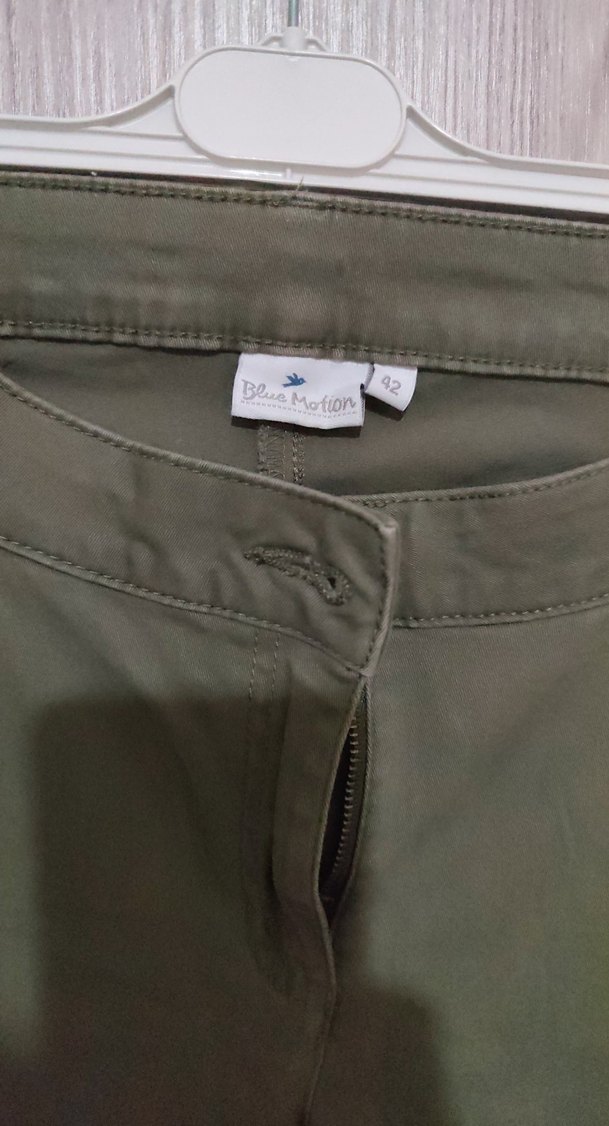 Kadın Kamuflaj Desenli Haki Kemerli Pantolon - Görsel 2