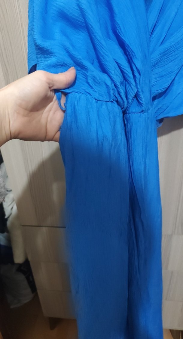 Mavi V Yakalı Uzun Salaş Kadın Elbise - Görsel 3