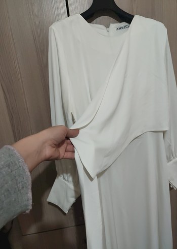 Beyaz Uzun Kollu V Yakalı Kadın Elbise - Görsel 3