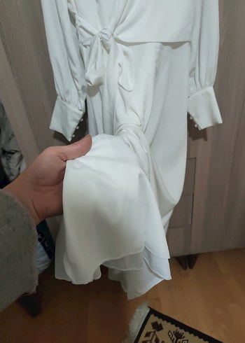 Beyaz Uzun Kollu V Yakalı Kadın Elbise - Görsel 4