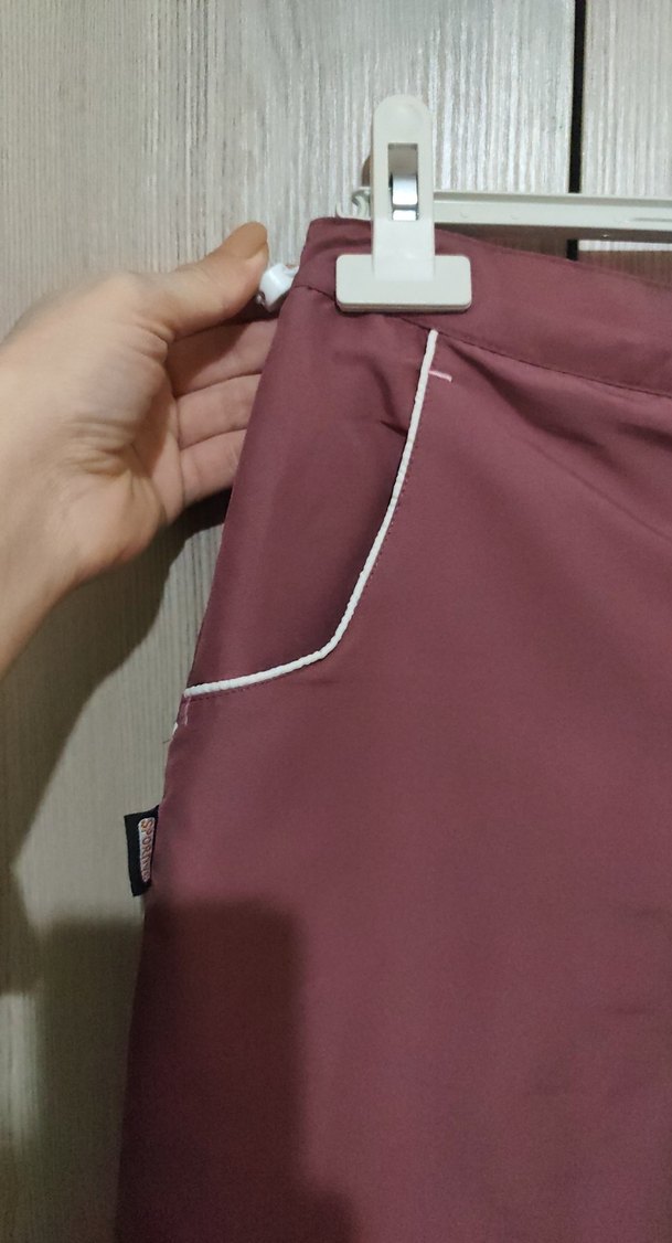 Bordo Kadın Bol Kesim Kemerli Kumaş Pantolon - Görsel 2