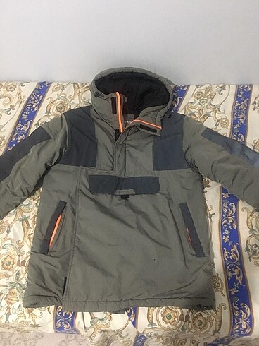 Pull bear mont
