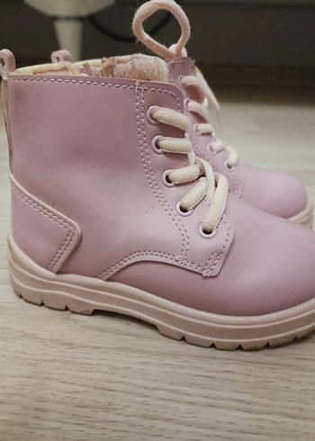 Pembe Bağcıklı Kız Çocuk Botları - Görsel 3
