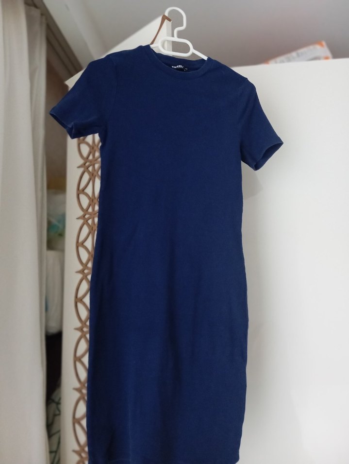 Koyu Mavi Kısa Kollu Midi Elbise - Görsel 2