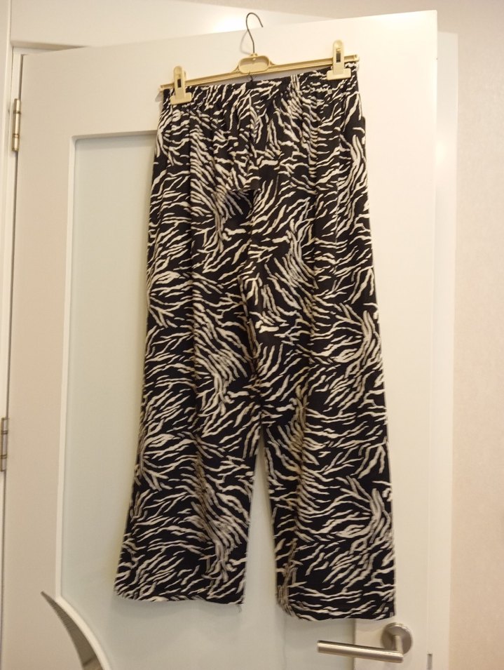 Kadın Kahverengi Zebra Desenli Pilili Pantolon - Görsel 2