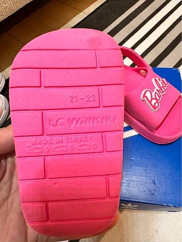 21 Beden Barbie terlik