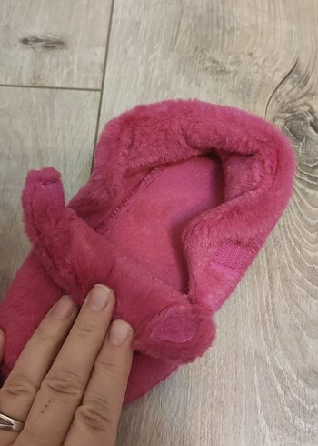 Kız Çocuk Pembe Nakışlı Peluş Terlik - Görsel 5