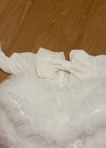 12-18 Ay Beden Beyaz Fırfırlı Kız Çocuk Özel elbise