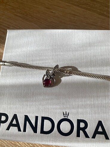 Pandora Pandora kiraz charm