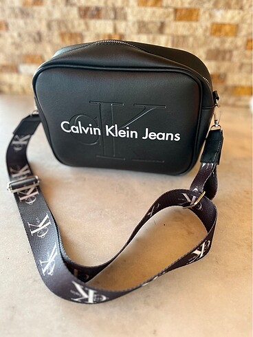 Beden Calvin klein Jeans çanta