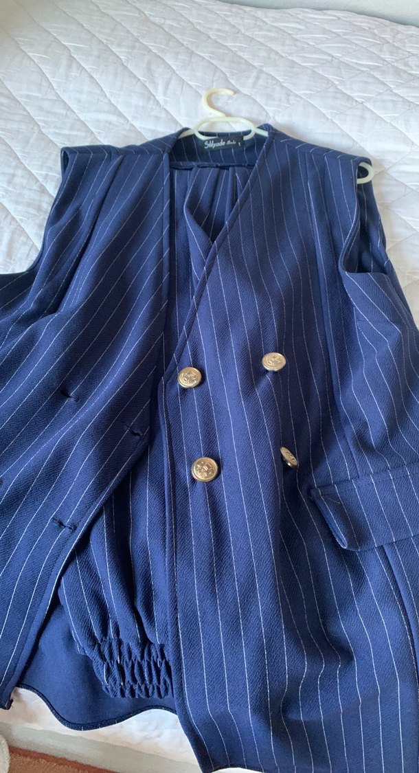 Kadın Beyaz Batik Desenli Kolsuz Kuşaklı Takım - Görsel 3