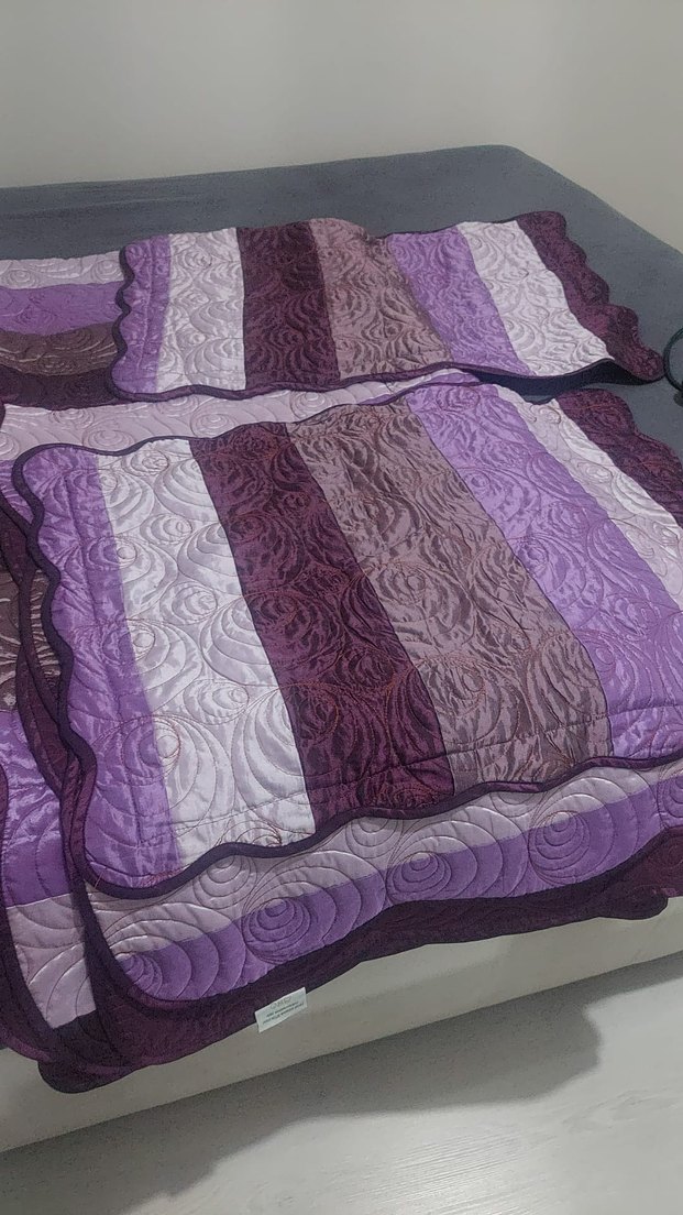 Mor İşlemeli Yatak Örtüsü.Sayılı kullanılmış olup sorunsuzdur - Görsel 4