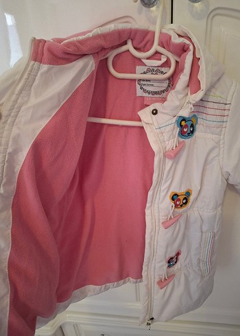 Kapüşonlu Beyaz Kız Çocuk Düğmeli Mont - Görsel 3