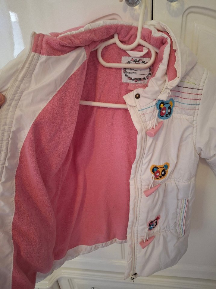 Kapüşonlu Beyaz Kız Çocuk Düğmeli Mont - Görsel 3