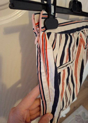 Çizgili Piliseli Kadın Kumaş Pantolon - Görsel 4