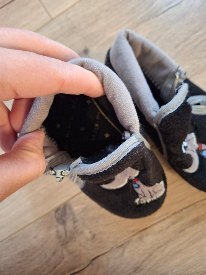 Gri Erkek Çocuk Sıcak Terlik Velcro - Görsel 3