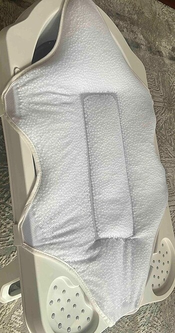 Köpüklü bebek banyo filesi