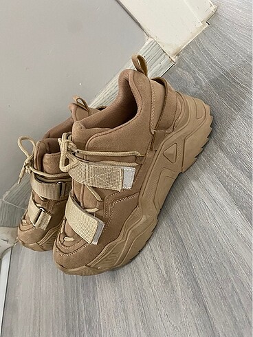 38 Beden camel Renk Spor ayakkabı