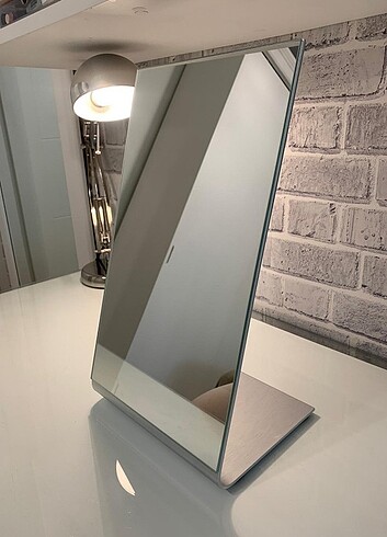 Ikea tysnes ayna Yükseklik 40 cm En 22cm Arka Genişlik 17 cm