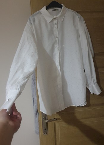 Beyaz Parlak Düğmeli Keten Gömlek - Görsel 2