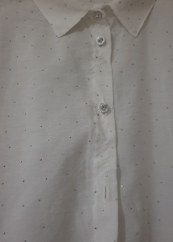 Beyaz Parlak Düğmeli Keten Gömlek - Görsel 3