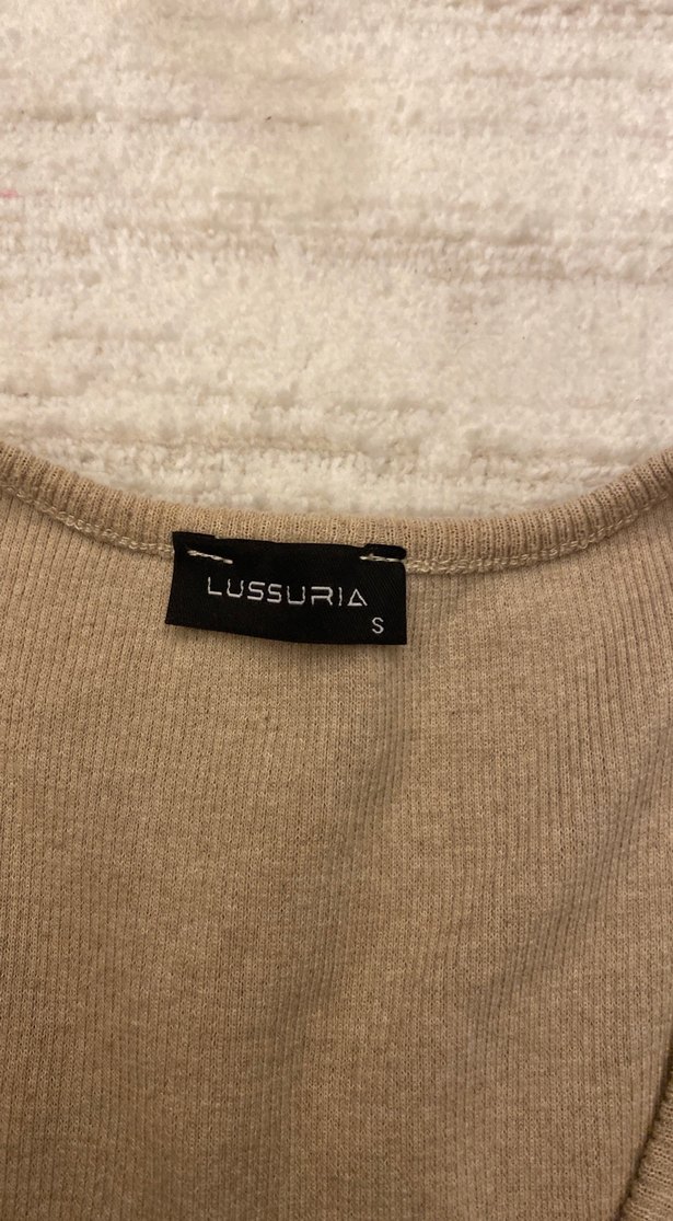 Bej V Yaka Kolsuz Kadın Yün Süveter - Görsel 2