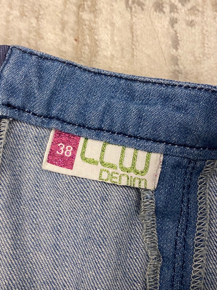 V Yaka Kolsuz Denim Midi Elbise - Görsel 3