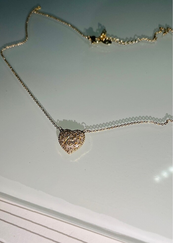 Gold Zarif Zincirli Minik Kalp Kolye - Görsel 4