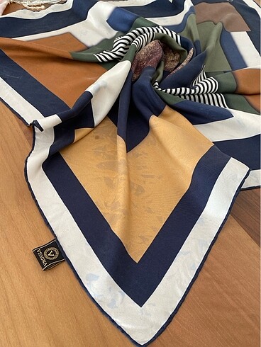 Beden çeşitli Renk Twill ipek eşarp