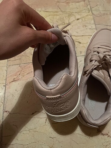 40 Beden pembe Renk Nike spor ayakkabı
