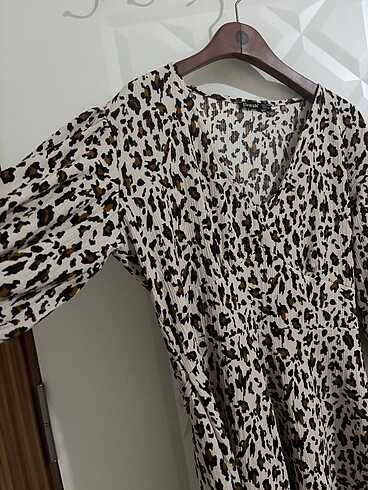 Trendyol & Milla Leopar desenli mini yazlık elbise