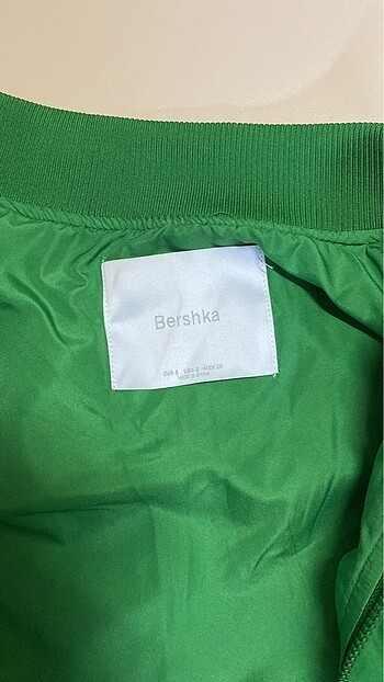 s Beden yeşil Renk bershka yeşil ceket