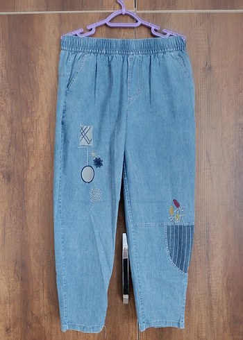 Nakışlı Mavi Kot Pantolon