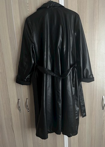 Düğmeli Siyah Deri Uzun Kadın Kaban - Görsel 2