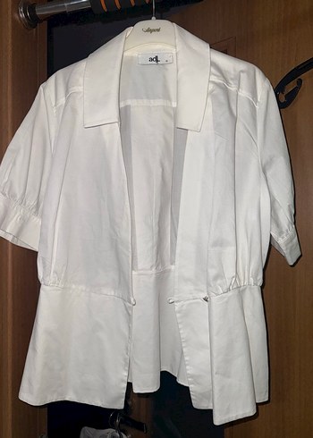 Düğmeli Beyaz Kısa Kollu Kadın Gömlek - Görsel 2