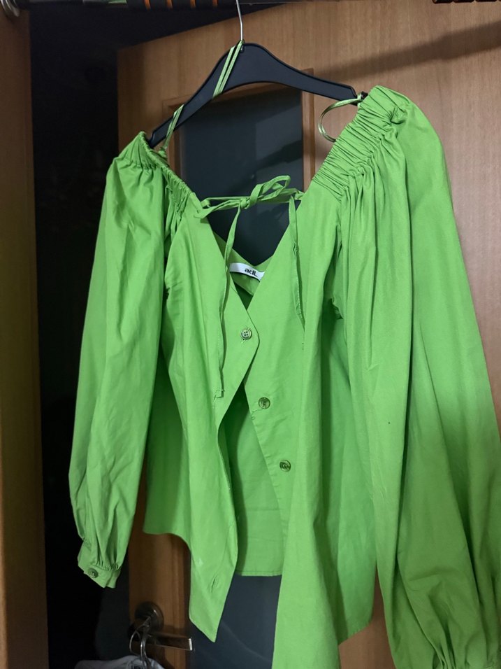 Düğmeli Yeşil Kadın Gömlek - Görsel 3