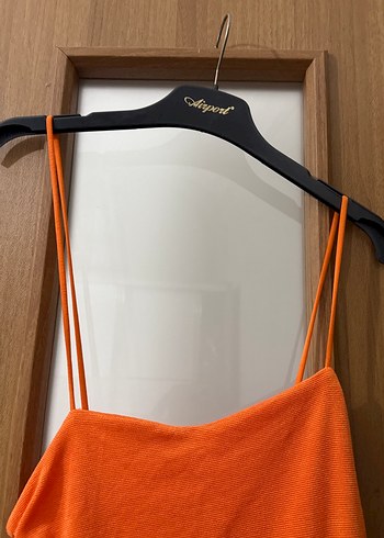 Turuncu Drapeli Askılı Triko Elbise - Görsel 2