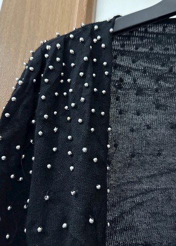 Boncuk Detaylı Siyah Uzun Kollu Kadın Hırka - Görsel 2