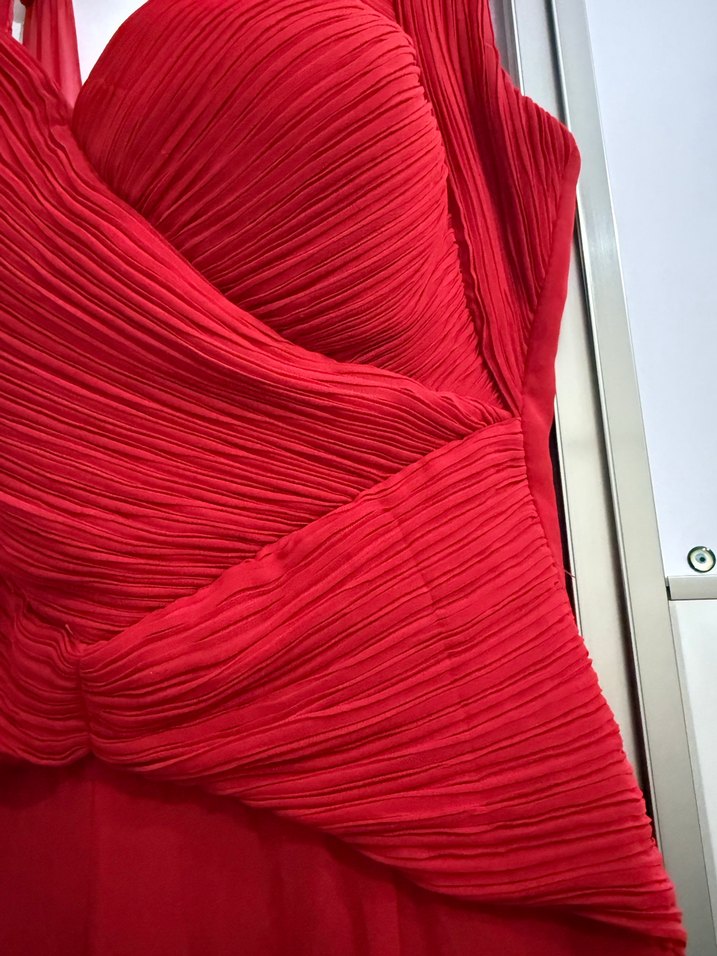 Kırmızı Pilili V Yaka Uzun Abiye Elbise - Görsel 5