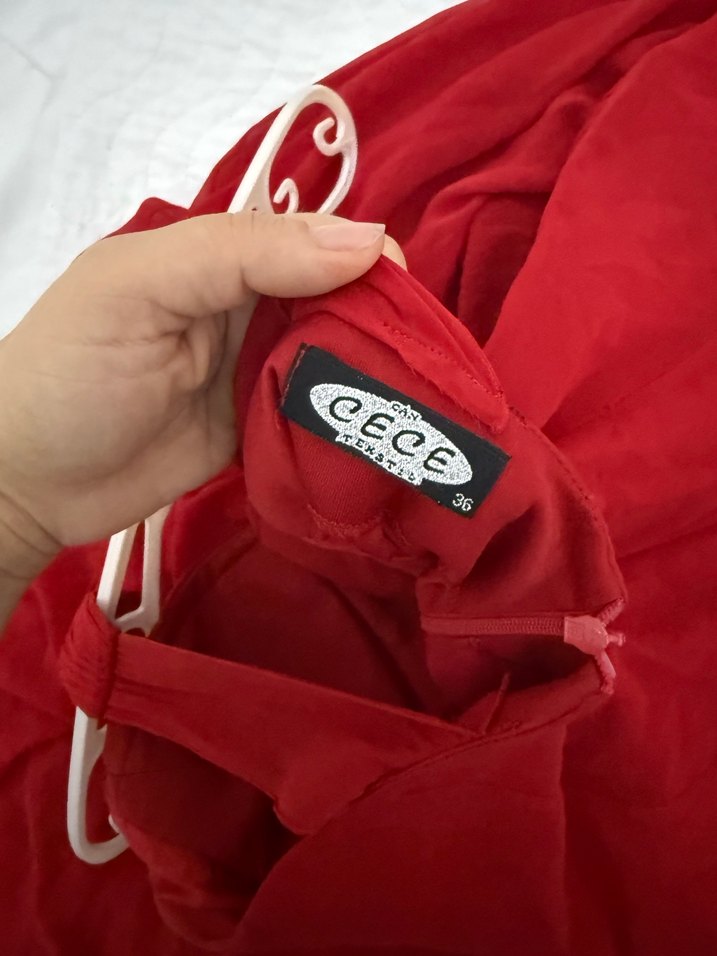 Kırmızı Pilili V Yaka Uzun Abiye Elbise - Görsel 4