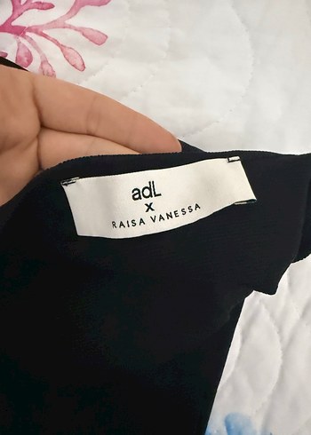 Zincir Detaylı Siyah Uzun Abiye Elbise - Görsel 5